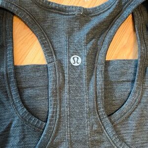 Lululemon swiftly tech racerback tank size 2